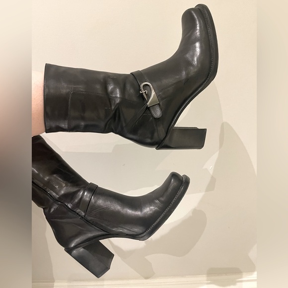 Black Cesare Paciotti Boots - Picture 5 of 5